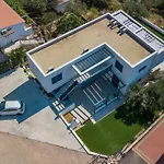 Wonderhouse Sovlja Tribalj