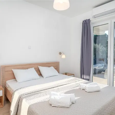 Wonderhouse Sovlja Villa *