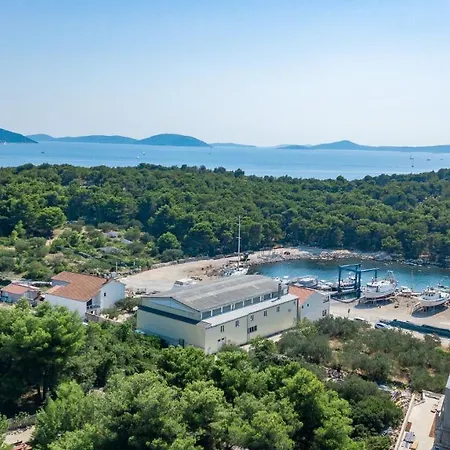 Wonderhouse Sovlja 别墅