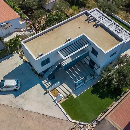 Wonderhouse Sovlja Tribalj