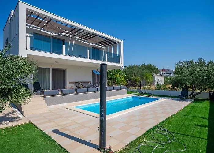 فيلة Wonderhouse Sovlja