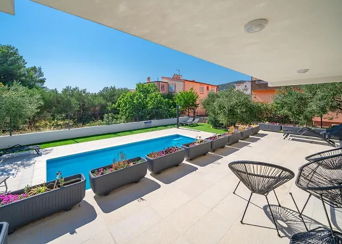 Wonderhouse Sovlja فيلة